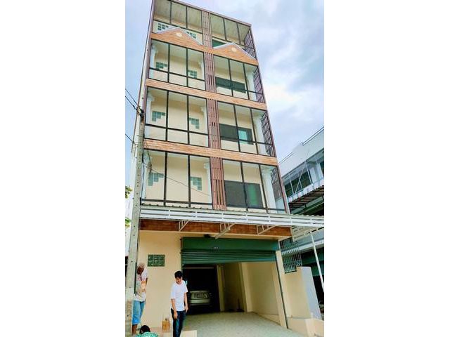 ขายหอพัก5ชั้น 10ห้อง 5.3ล.ทำเลดี เทศบาล นครสวรรค์