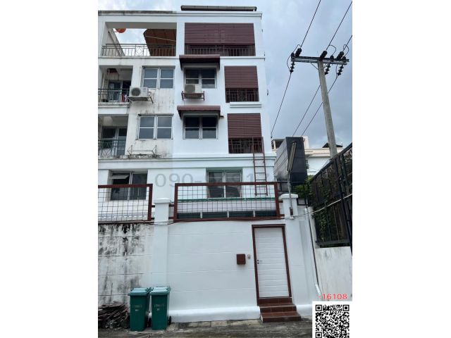 เช่า อาคารพาณิชย์ ในหมู่บ้าน Nirvana Park ลาดพร้าว 112 - รามคำแหง 53 ใกล้ รถไฟฟ้าสายสีเหลือง