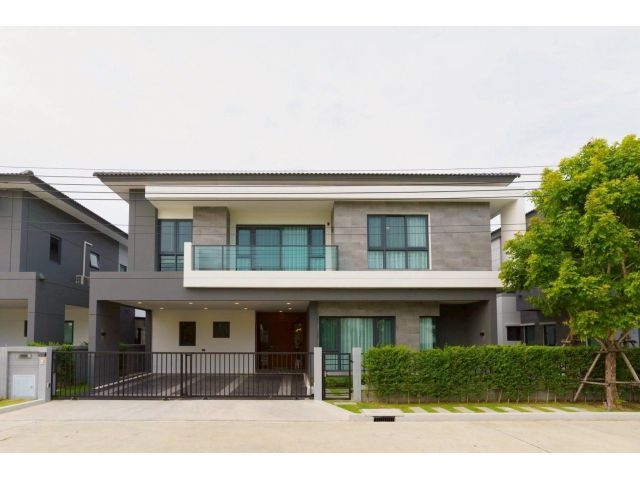 104AGBEให้เช่าบ้านหรู รองรับครอบครัวใหญ่ – The City Bangna