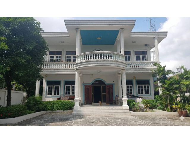 111AGLE บ้านเดี่ยวหลังใหญ่ บนทำเลศักยภาพ “วิภาวดี 42”