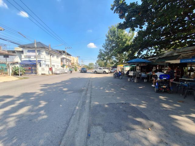 ขายที่ดินเปล่า 92 ตรว. ถมแล้ว ใกล้สถานีรถไฟฟ้าหลักหก