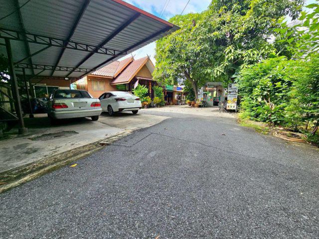 ให้เช่า Home Office พร้อมโกดัง 107 ตารางวา ติดแม็คโคร รามอินทรา 76 จอดรถ 10 คัน เฟอร์นิเจอร์สำนักงานครบ เขตคันนายาว