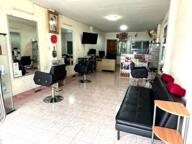 ปล่อยเซ้ง ร้านตัดผมหญิงผมชาย พฤกษา 3 วัดลาดปลาดุก