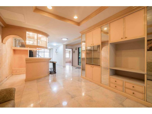 ให้เช่าอาคารพาณิชย์ พระราม 3 ทำเลดี เหมาะทำ Home Office / ออฟฟิศบริษัท / โชว์รูม / คลินิก / สตูดิโอ