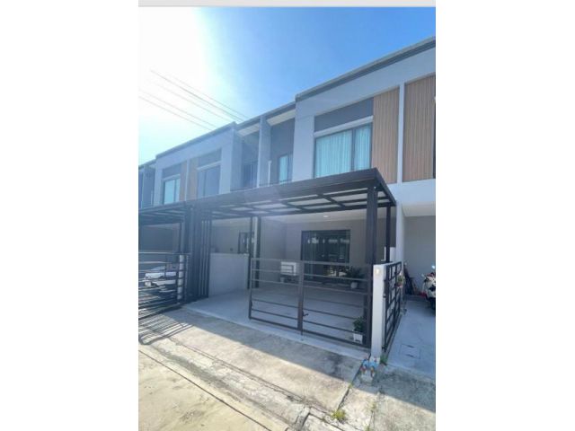 ให้เช่าทาวน์โฮม PLENO สุขุมวิท–บางนา 2 เหมาะสำหรับอยู่อาศัย บ้านสภาพดี เฟอร์ครบ ใกล้เมกาบางนา