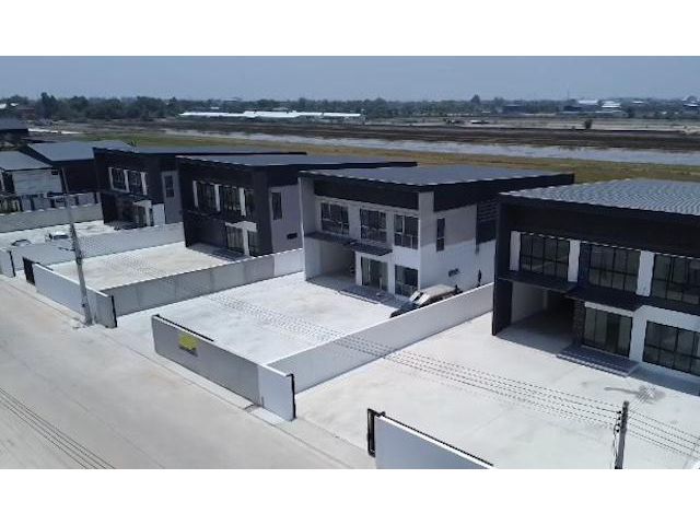 BST992 ให้เช่าโรงงานพร้อมสำนักงานและที่พักอาศัย370 ถึง 4000 ตรม.