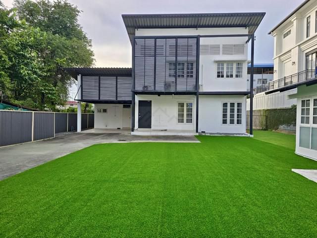 ให้เช่าบ้านเดี่ยว 2 ชั้น 150 ตรว รามอินทรา 42 ใกล้ MRT รามอินทรา