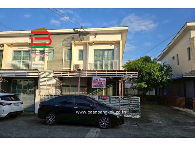 ขายทาวน์เฮ้าส์ 2 ชั้น หมู่บ้านเดอะคอนเนคอ่อนนุช 2 (ใกล้ตลาดประเวศ) เนื้อที่ 21.4 ตรว. แขวงประเวศ เขตประเวศ