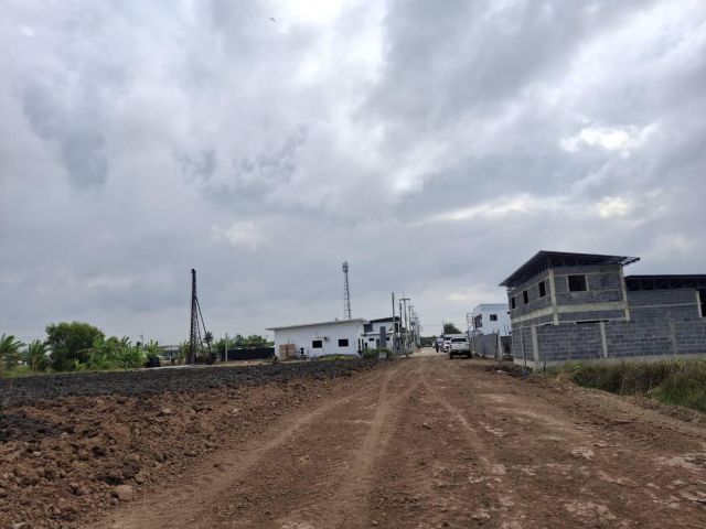 ที่ดินพร้อมโกดัง