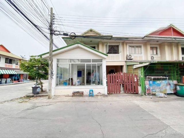 ขายบ้านเดียวหลังมุมติดถนน หมู่บ้านพฤกษา 15 เนื้อที่ 23.9 ตารางวา สนใจติดต่อ 098-1955383