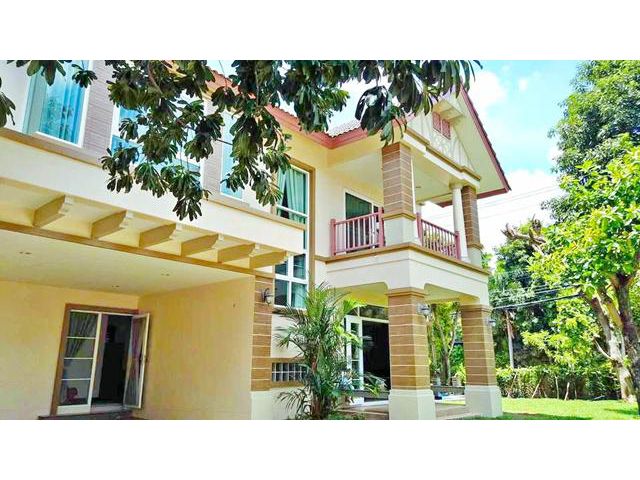 โรบินสัน ราชพฤกษ์ 2.4 กม.ให้เช่าบ้านเดี่ยว 2 ชั้น 5 นอน พร้อมเฟอร