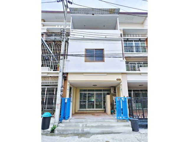 ทาวน์โฮมหรู 3 ชัน กำนันแม้น 9-15 ถ. สาทร-กัลปพฤกษ์ MRT ภาษีเจริญ