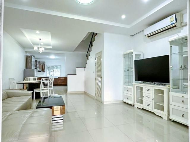 บิ๊กซี กัลปพฤกษ์ 500 ม ทาวน์โฮมหรู 3 ชั้น 23 ตร.วา. 270 ตร.ม. 3นอ