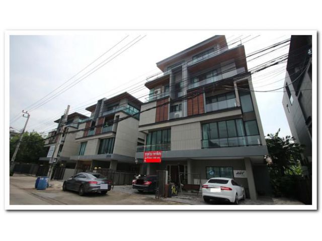 ขาย Luxury Home Office โครงการ The Ace Srinakarin 15 38.9 ล้านบาท