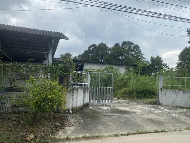 ขายโกดัง1ไร่2งาน อยู่บางบุตร บ้่นค่าย ระยอง