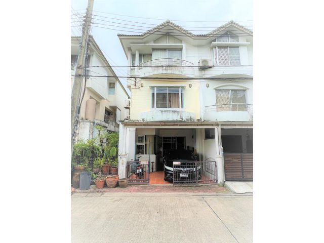 ขายทาวน์เฮาส์ ศุภาลัยวิลล์ รัชดา 32 หลังมุม 26 ตรว. จตุุจักร กรุงเทพ