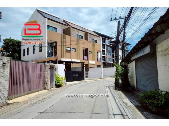 ทาวน์โฮม ซอยลาดพร้าว 96 เนื้อที่ 19.3 ตรว. ถนนลาดพร้าว เขตวังทองหลาง