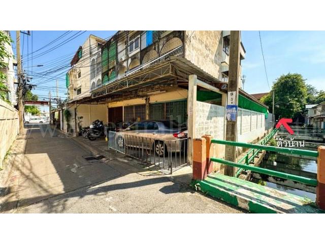 บ้านเดี่ยว 3 ชั้น ถนนอรุณอมรินทร์ - บางกอกน้อย ใกล้ รพ.ศิริราช