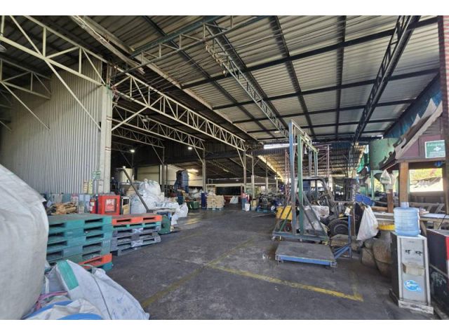 #ขายโรงงานรีไซเคิลพลาสติก นิคมพัฒนา ระยอง เนื้อที่ 8 ไร่ ผังม่วง โกดัง 4 ไร่/ห้องพักพนักงาน 50 ห้อง ไฟฟ้า 1250 KVA  โกดั