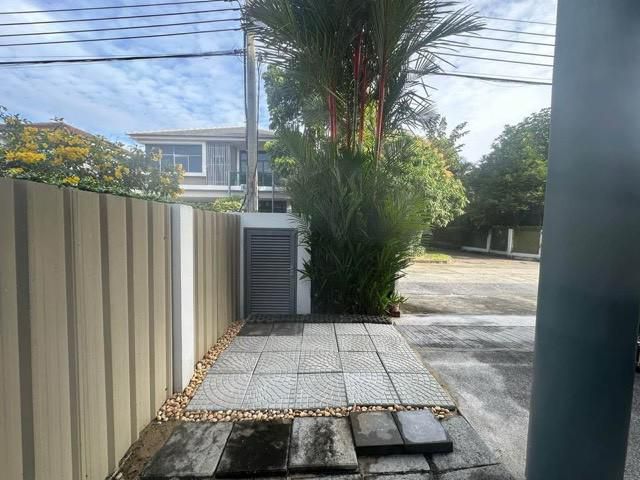 ขายบ้านเดี่ยว 2 ชั้น เนื้อที่ 52 ตร.วา โครงการ Setthasiri ศรีนครินทร์  พระราม 9 ซอยกรุงเทพกรีฑา 7