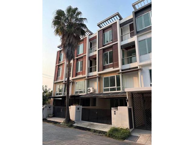 ให้เช่าทาวโฮม ใกล้ Central Eastville, CDC, The Walk