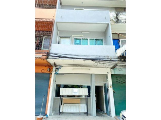 .ให้เช่าพื้นที่ตึกแถวชั้น MRT ไฟฉาย 50ม. แม็คโคร จรัญสนิทวงศ์ 600