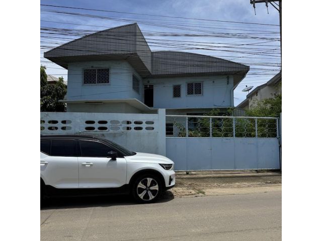 BST990 ให้เช่าโกดังราคาถูกมาก ย่านพระราม 2 พื้นที่ขนาดใหญ่