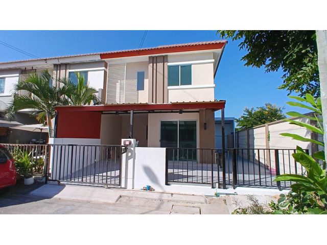 ขาย ทาวน์เฮ้าส์ 2 ชั้น 25 ตร.ว หลังมุม ม.พฤกษา 54/2 คลองถนน บางใหญ่