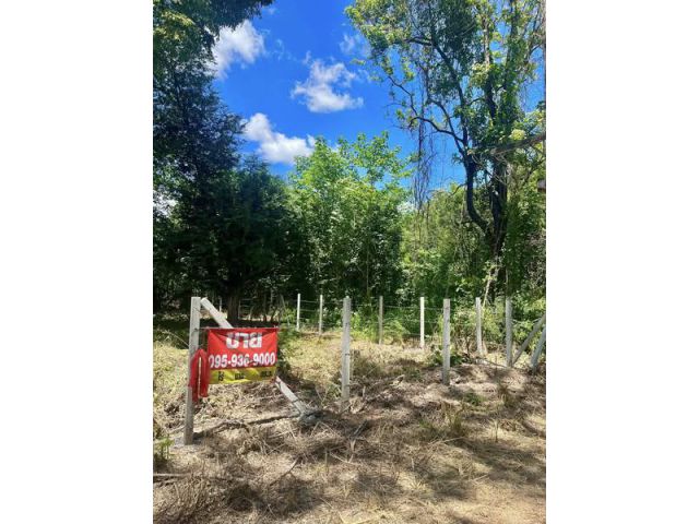 ขายที่ดินโฉนดเขาใหญ่ 114 ตารางวาทำเลทอง ใกล้ถนนมิตรภาพและใกล้ถนนหลวงหมายเลข 1016 ต.พญาเย็น อ.ปากช่อง จ.นครราชสีมา