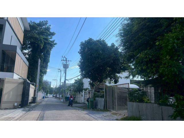 ขายที่ดินเสนานิคม 1 แยก 28 เนื้อที่378ตารางวา ติดถนนหลัก ใกล้ BTS ม.เกษตร ใกล้มหาวิทยาลัยเกษตรศาสตร์ รัชโยธิน พหลโยธิน