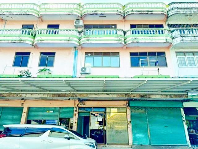 อาคาร 3.5ชั้น พร้อม3แอร์ บางบอน1 ถ.กัลปพฤกษ์ เอกชัย MRTบางแค 3กม