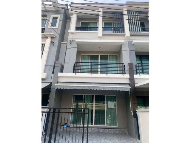 140AGLE ขายบ้านกลางเมือง พระราม 9 – รามคำแหง