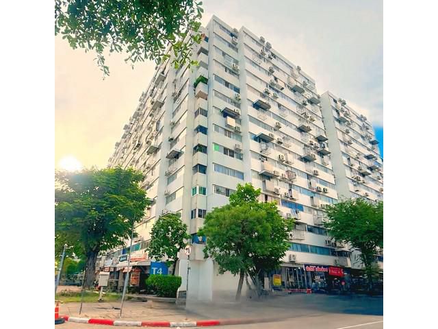 ขายด่วน! คอนโดห้องคู่ 76.78 ตร.ม. แค่ 1.1 ล้าน ใจกลางเมืองทอง