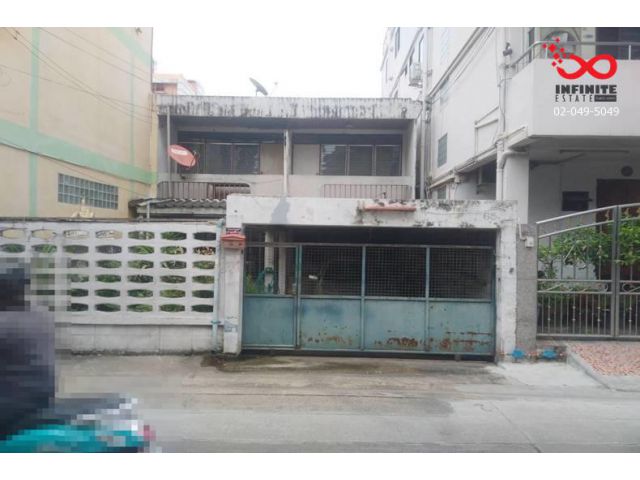 ขายทาวน์เฮ้าส์ 2 ชั้น 40 ตรว.พระราม 9 ซ.29 ใกล้ทางด่วน