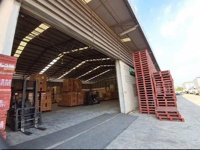 ให้เช่าโกดังพานทองชลบุรี อมตะชลบุรี 900 ตารางเมตร