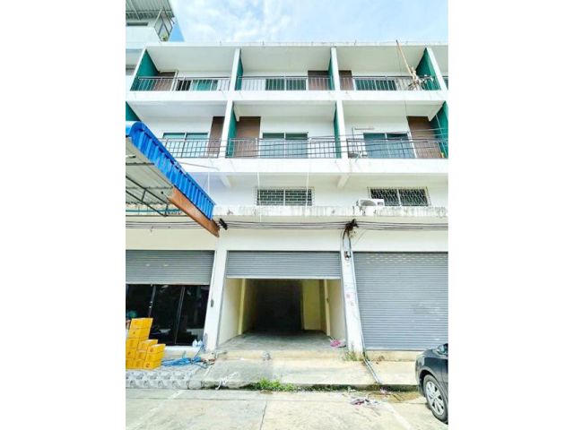 บิ๊กซี พระราม2 1.9กม.ให้เช่าตึกแถว 3.5 ชั้น รร.วัดสะแกงาม 900 ม.