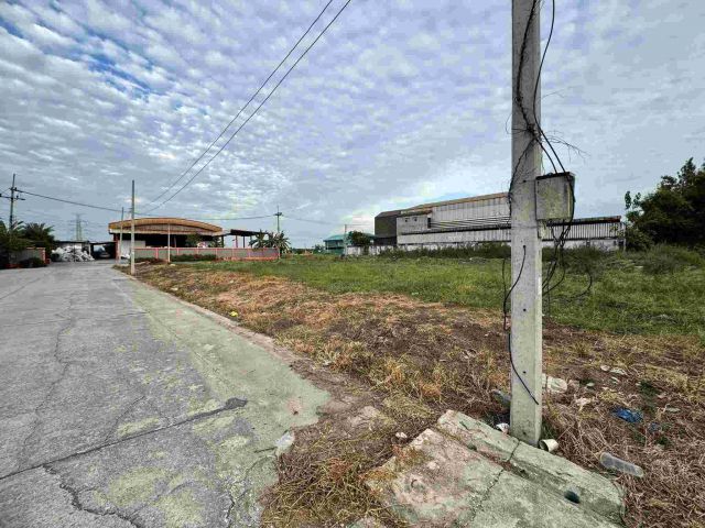 ที่ดิน 1 ไร่ลาดหลุมแก้ว ตำบลหน้าไม้ 5.9 ล้านเท่านั้น