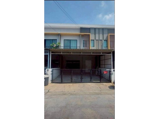 ให้เช่าทาวน์เฮ้าส์ 2 ชั้น หมู่บ้านเดอะคอนเน็ก พัฒนาการ ใกล้รถไฟฟ้าสายสีเหลือง (N.1954)