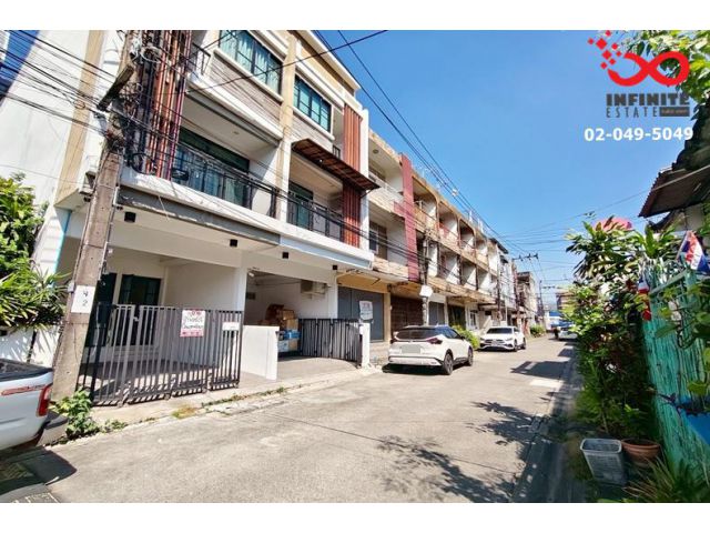 ขายทาวน์เฮ้าส์ 3ชั้น 22ตรว. นวมินทร์ 91 บ้านรีโนเวท พร้อมอยู่