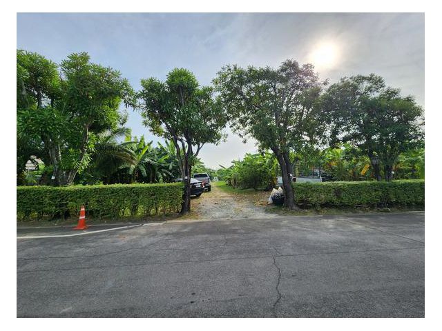 ที่ดินให้เช่า ขนาด 2-1-07 ไร่ แปลงมุม ถนนกาญจนาภิเษก ซอย 4