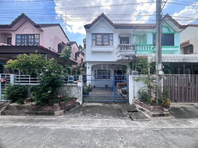 ทาวน์โฮม เกร็ดแก้วการ์เด้น 2 - ปากเกร็ด แปลงมุม