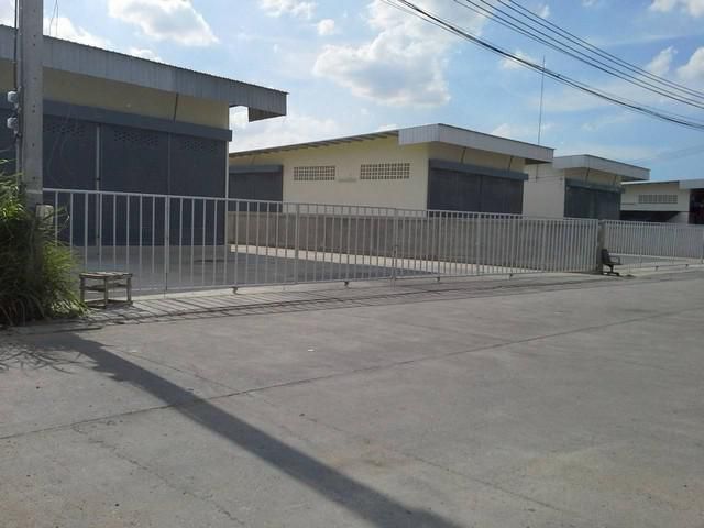 ให้เช่าโกดังย่าน ถนน กาญจนาภิเษก , พุทธมณฑลสาย 2 , พุทธมณฑลสาย 3