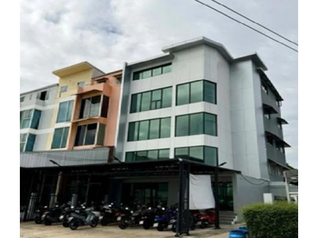 ให้เช่าอาคารสำนักงาน 5 ชั้น ซอยพัฒนาการ 31 อาคารพร้อมใช้งาน พื้นที่ใช้สอยรวม 500 ตร.ม. เหมาะสำหรับสำนักงาน คลินิก