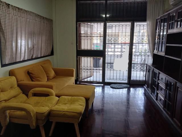 ให้เช่าบ้านเดี่ยวชั้นเดียวถ.ลาดพร้าว87ใกล้Centralอีสวิลย์เช่าถูก1