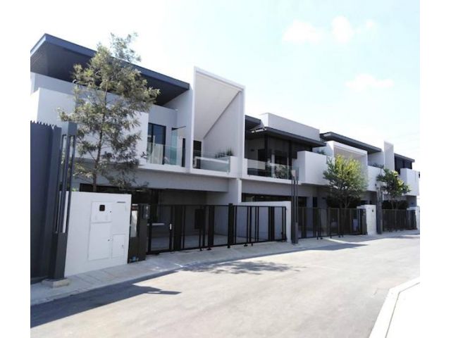 BH3827 ให้เช่าบ้านหรู วีเว่ บางนา กม 7 ใกล้เมกะบางนา ติด Concordi