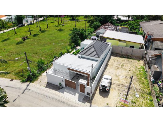 พูลวิลล่าใหม่!! 3 นอน 3 น้ำ ใกล้หาดในหาน ราไวย์ ภูเก็ต สวรรค์ของชาวต่างชาติ ใกล้ฟิตเนส คาเฟ่ แหล่งช็อปปิง