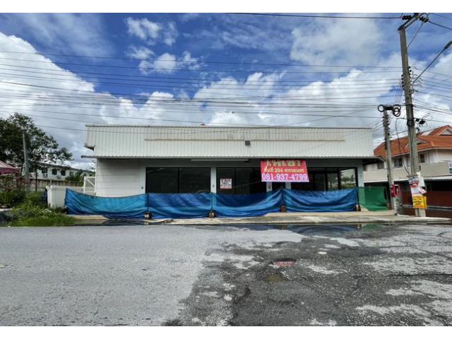 ขายและให้เช่าอาคารร้านค้า หน้าหมู่บ้านพฤกษาวิลเลจ 7 ถนนประชาอุทิศ 90 สมุทรปราการ