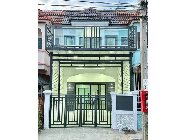 ขายทาวน์เฮ้าส์ หมู่บ้านเอเชีย 1-3 ติดถนนบางกรวย - ไทรน้อย เนื้อที่ 16 ตารางวา 2 ห้องนอน