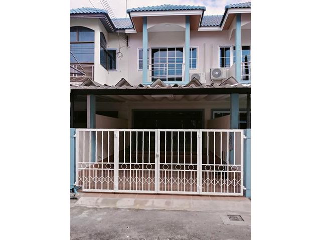 ขายทาวน์เฮ้าส์ดอนหัวฬ่อเมืองชลบุรี หมู่บ้านดอนเจริญวิลล่า