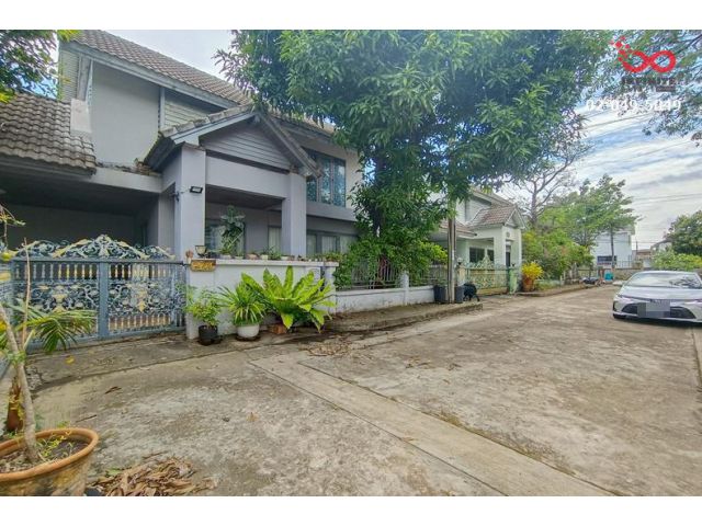 ขายบ้านเดี่ยว 2 ชั้น 69 ตร.วา หมู่บ้านบุษบา พุทธมณฑลสาย 2 ทำเลดี ใกล้ขนส่งสายใต้ใหม่ และทางด่วน